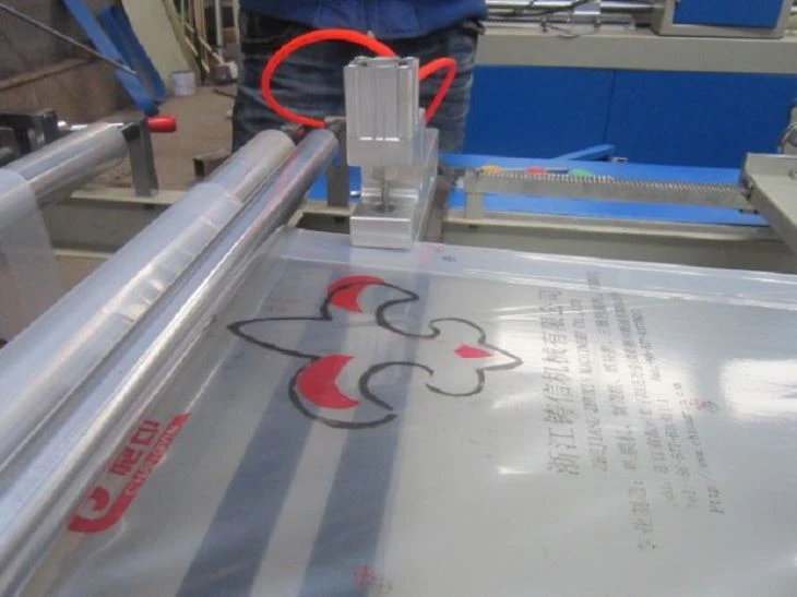 Computer Side Sealing Heat Cutting Bag Making Machine
